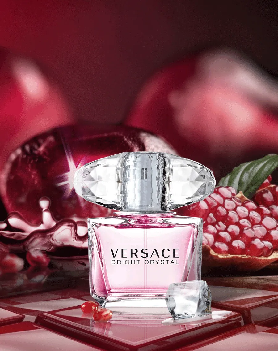 Lịch sử ra đời nước hoa Versace Bright Crytal